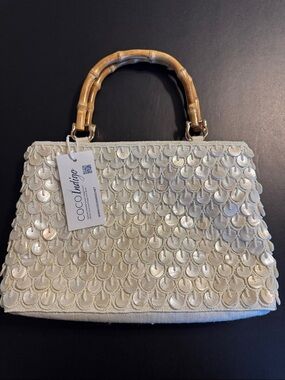 COCO Indigo Shell Beaded Bamboo Handle Bag White Resort Coastal Beach